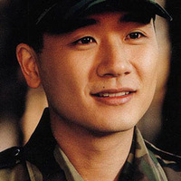 김일웅